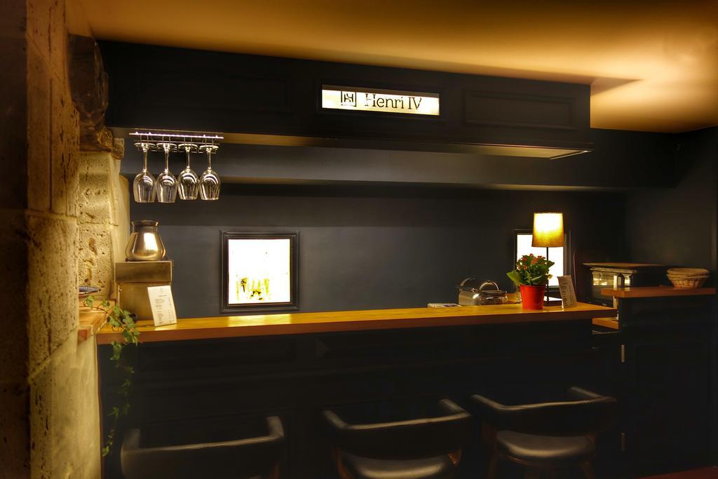 Hotel Henri IV Nérac Екстериор снимка