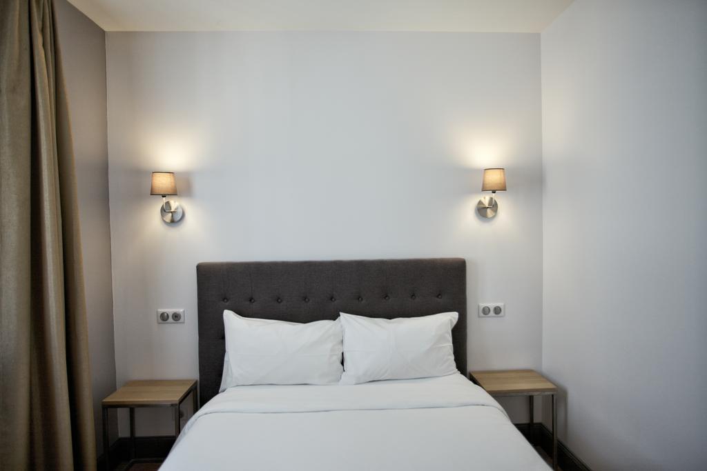 Hotel Henri IV Nérac Екстериор снимка
