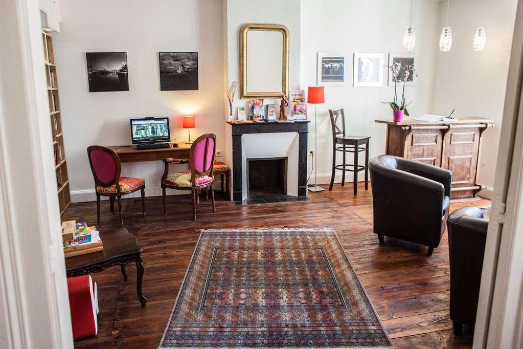 Hotel Henri IV Nérac Интериор снимка