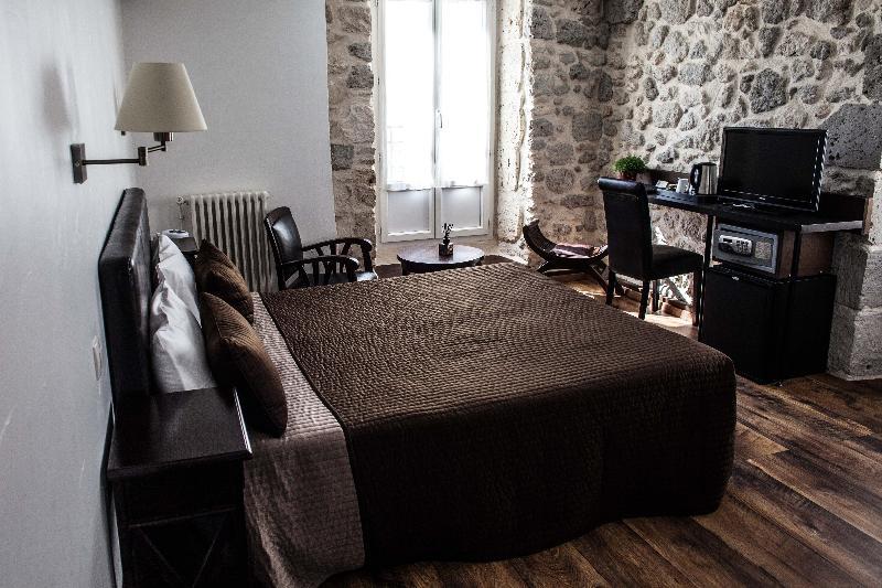 Hotel Henri IV Nérac Екстериор снимка
